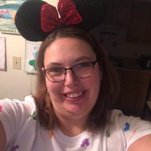 Meet your Posher, Elaine